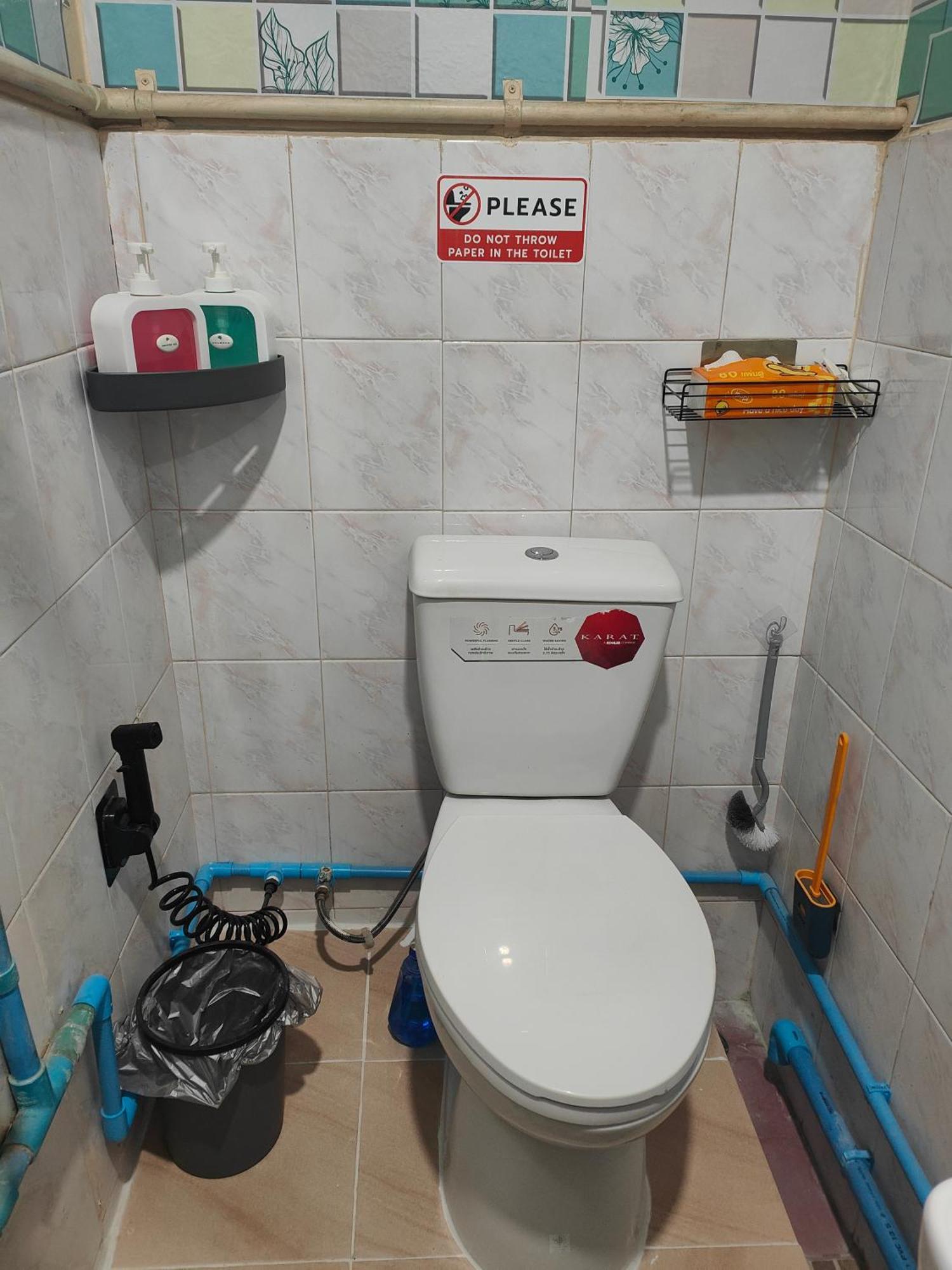Pangsapuri 204 Olan Place Spacious With Wi-fi Near Bts Skytrain