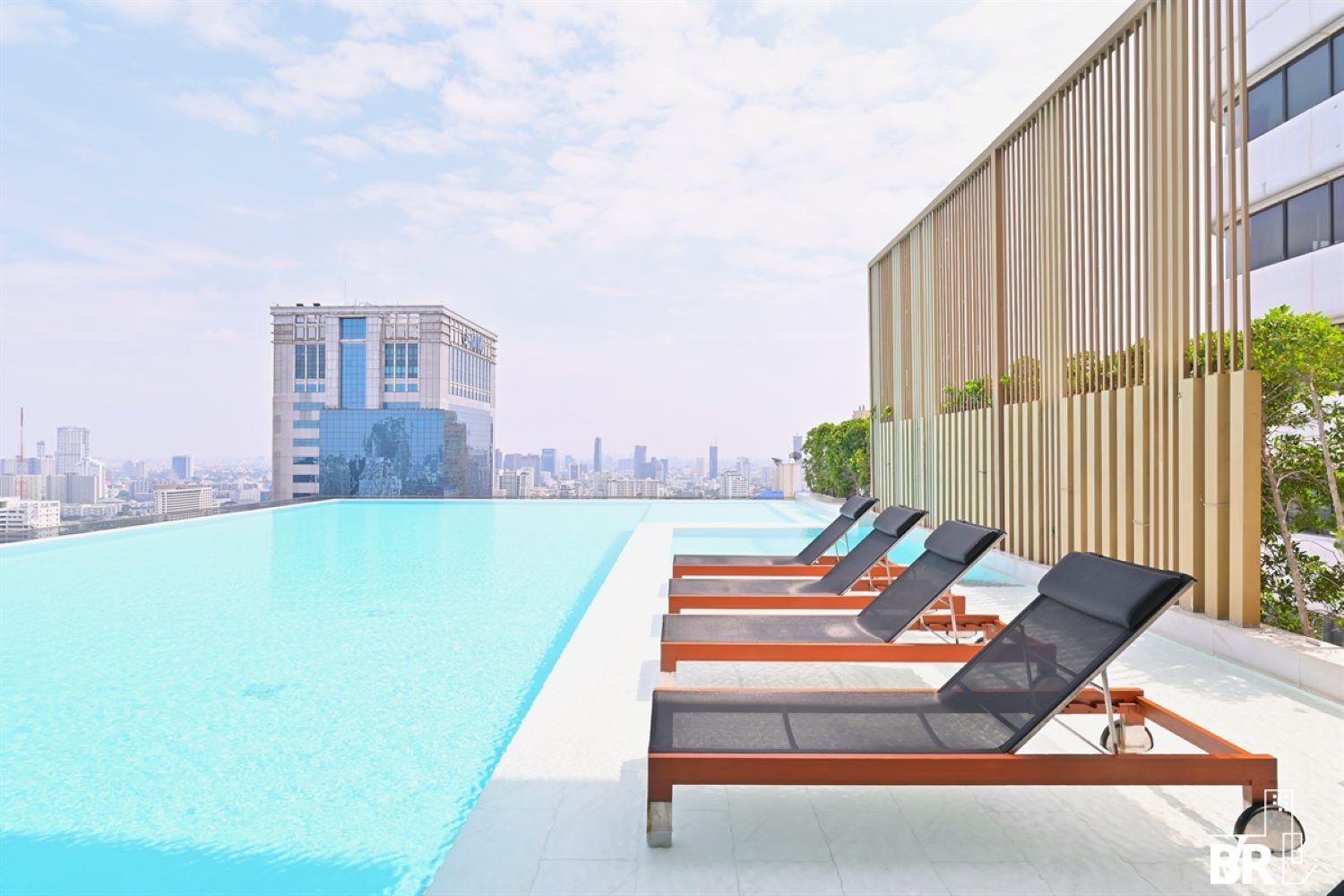 Apartment Skyline Views Sky Pool Simply Amazing Asoke *