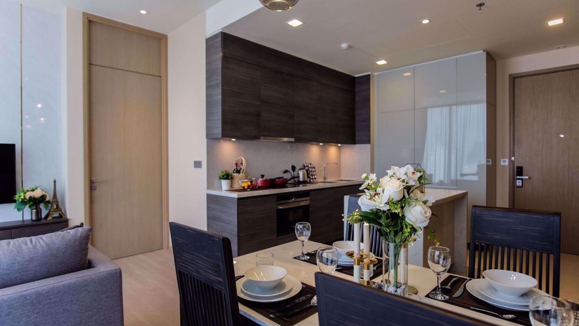 Skyline Views Sky Pool Simply Amazing Asoke Apartment