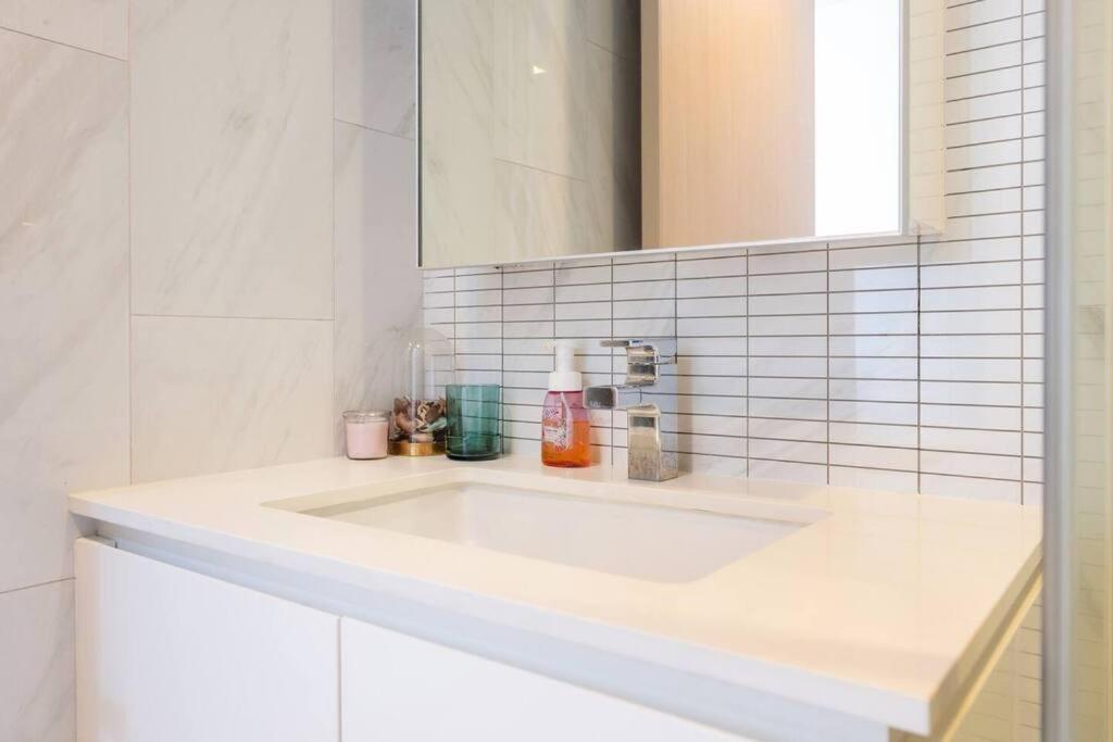 2 Bedroom At Bts Nana Sukhumvit 11 High Floor