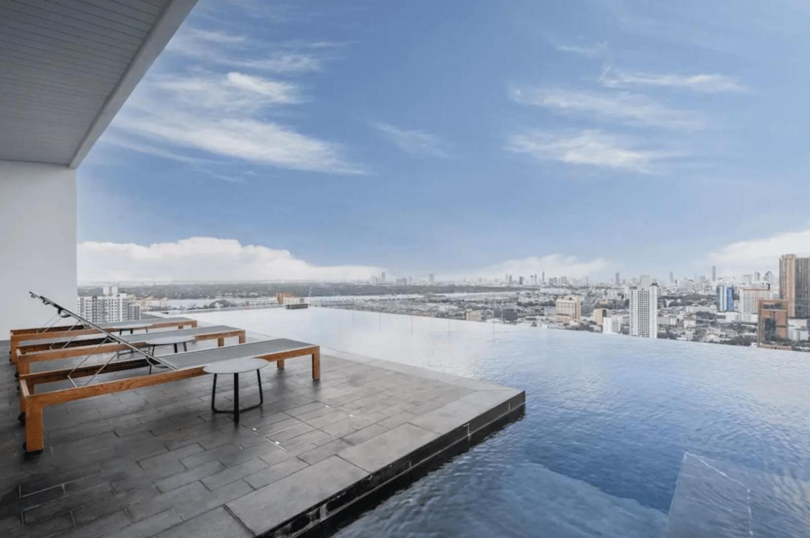 Stylish 1br By Bts Ekkamai - Infinity Pool & Gym *