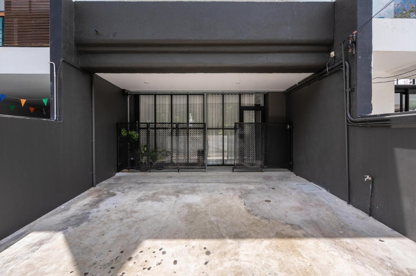 Haus Phrom Phong Holiday home *