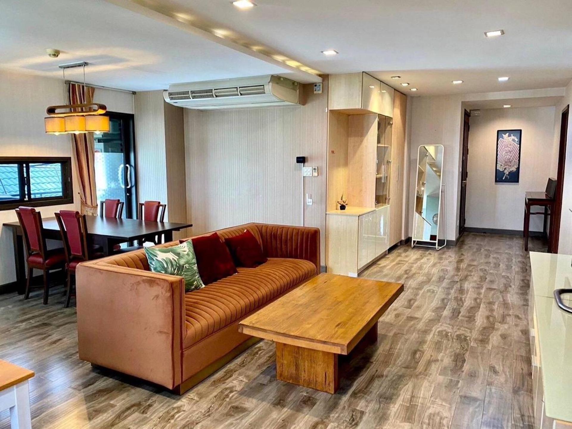 W8 2 Plus Bedroom Luxury Private Floor Penthouse In Central Bkk * Bangkok