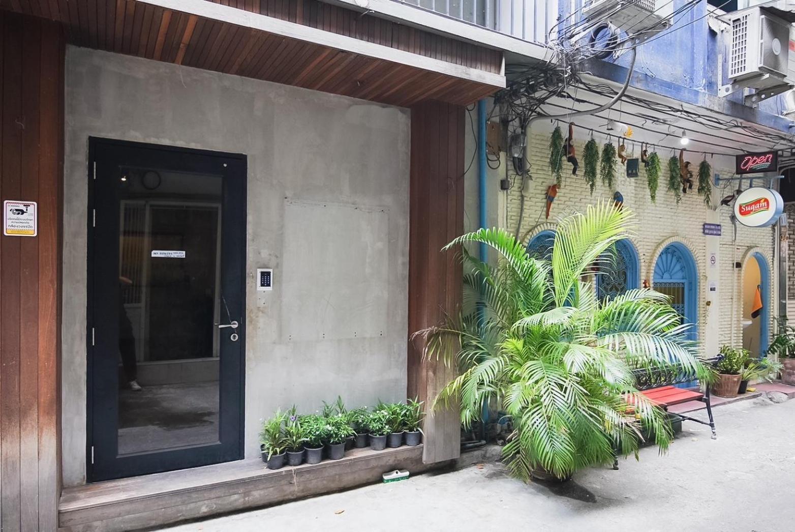 Apartment Go Silom Bts Surasak Bkk โกอินน์ สีลม Bts สถานีสุรศักดิ์ X Bangkok