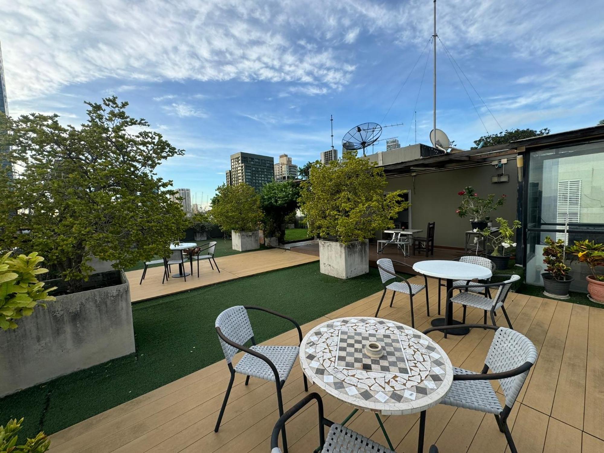 Apartment W8 2 Plus Bedroom Luxury Private Floor Penthouse In Central Bkk *