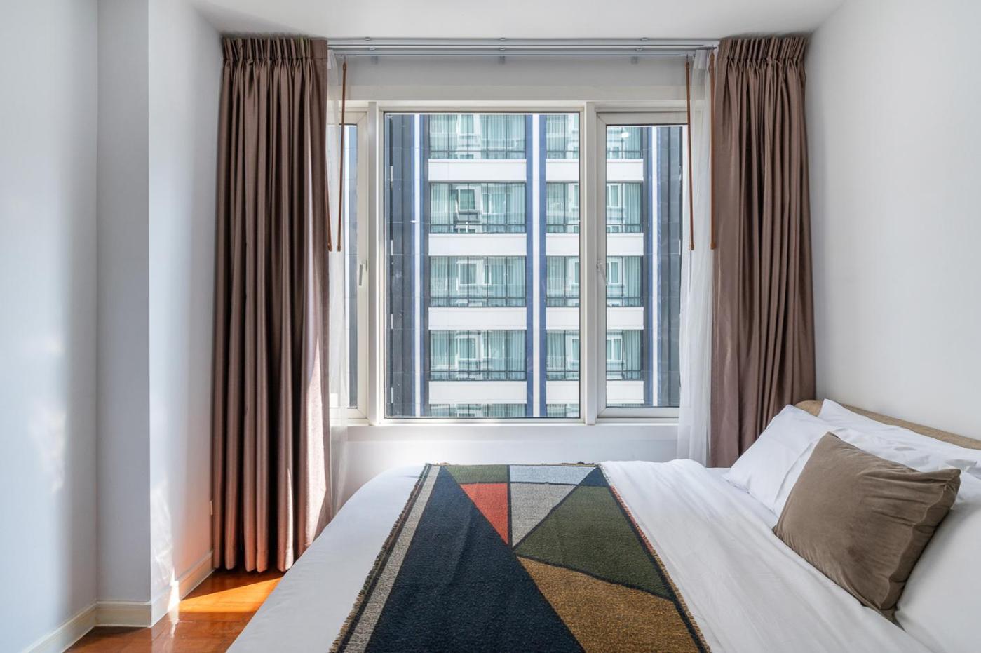 Apartment Bts Phromphong Sukhumvit 24 Family 2 Bedroom 2 Bathroom Bangkok