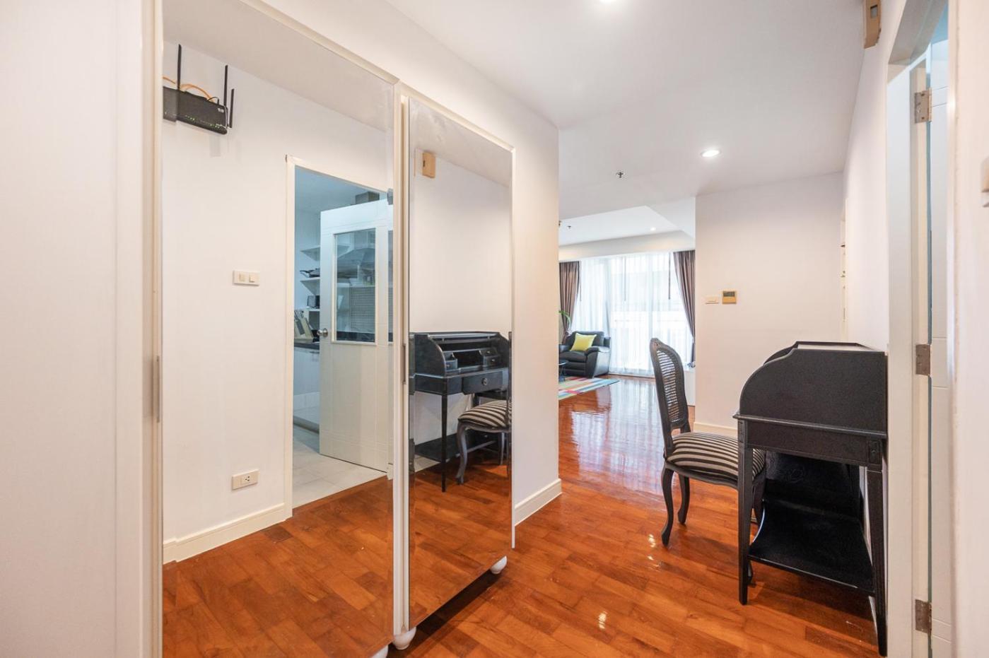 Bts Phromphong Sukhumvit 24 Family 2 Bedroom 2 Bathroom