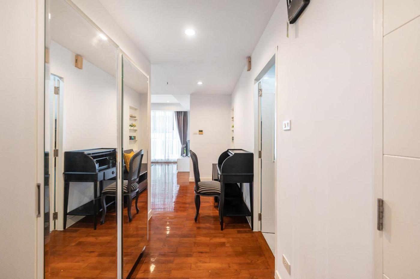 Bts Phromphong Sukhumvit 24 Family 2 Bedroom 2 Bathroom Apartment *