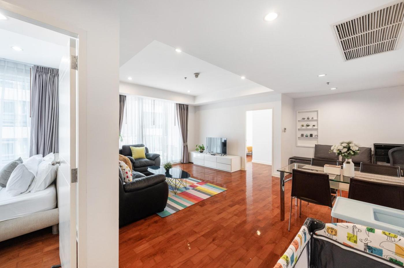 Bts Phromphong Sukhumvit 24 Family 2 Bedroom 2 Bathroom Apartment Bangkok