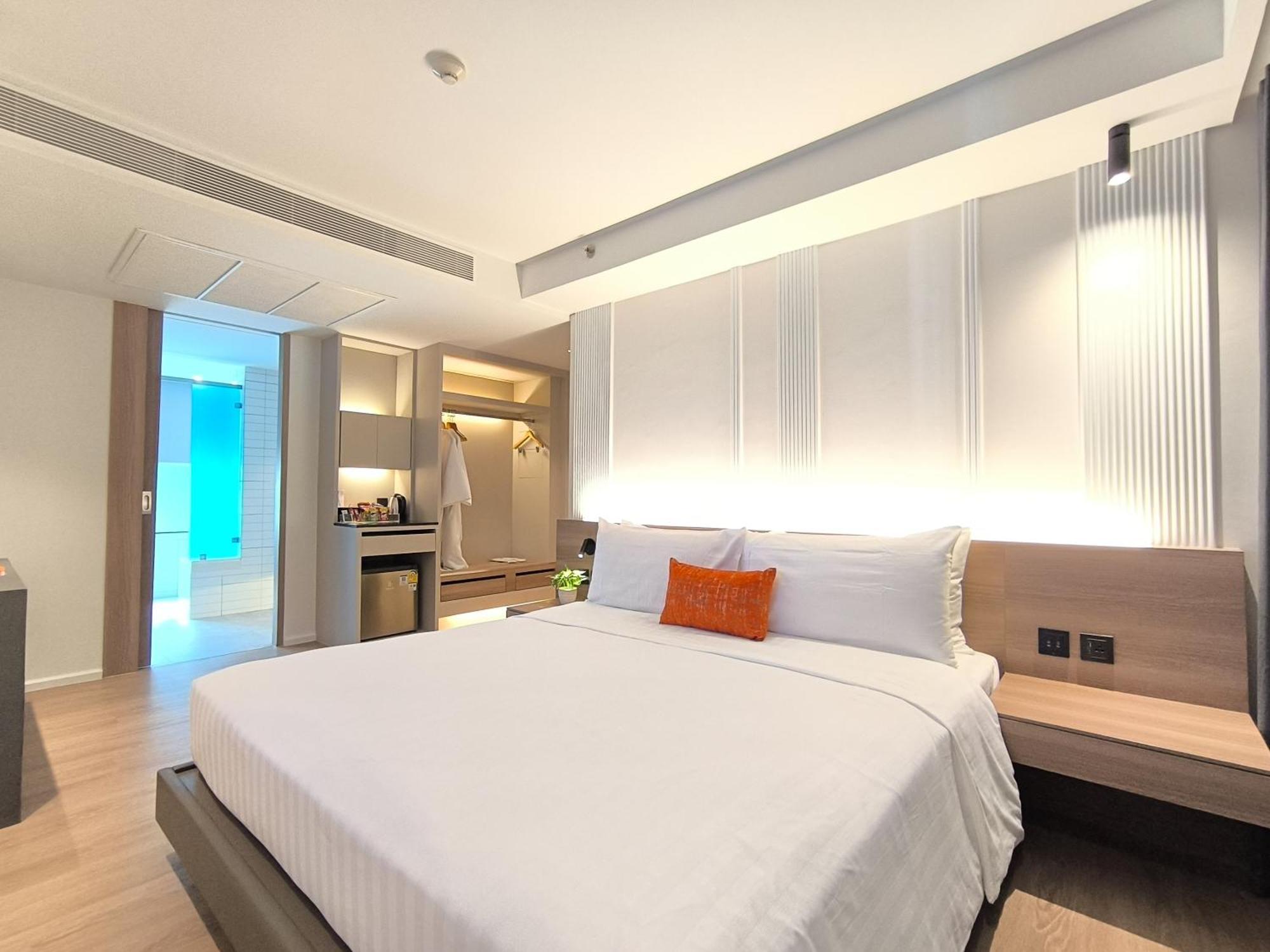 Hotel Citrus Sukhumvit 13 Nana By Compass Hospitality - Newly Renovated