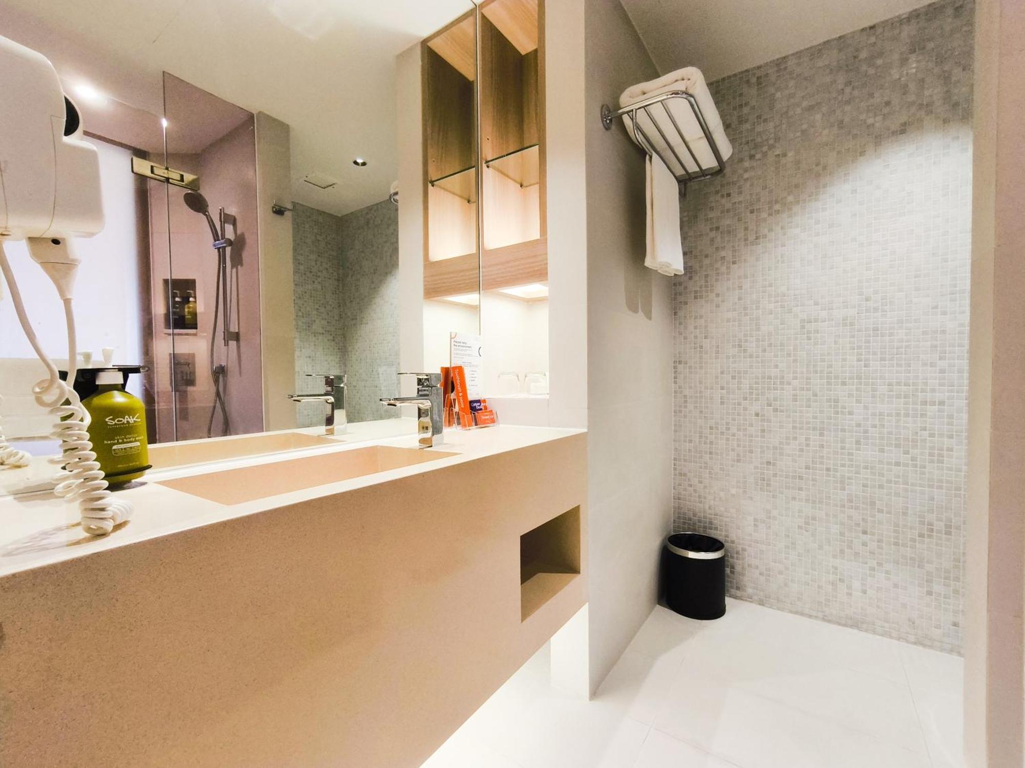Citrus Sukhumvit 13 Nana By Compass Hospitality - Newly Renovated 4*