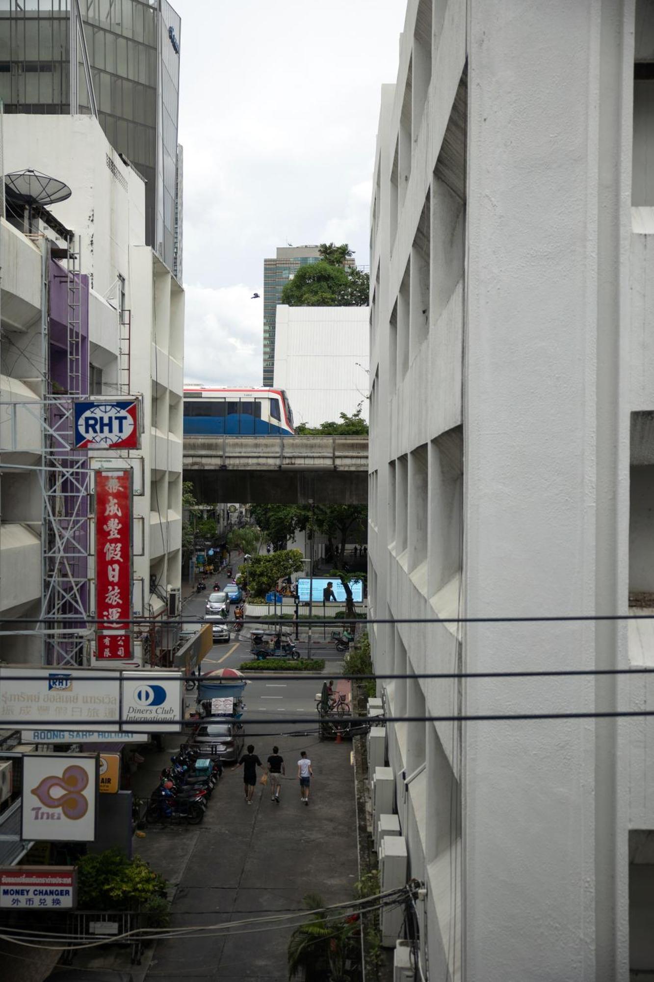 Hotel Nantra Silom 3*