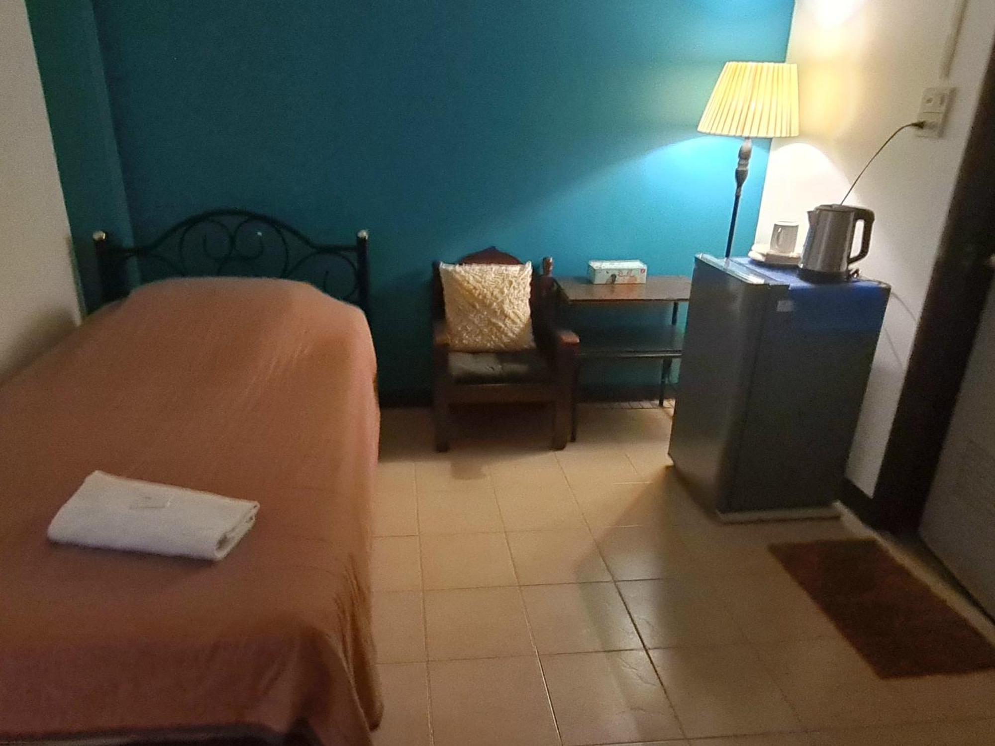 Guest house Roong-arun *