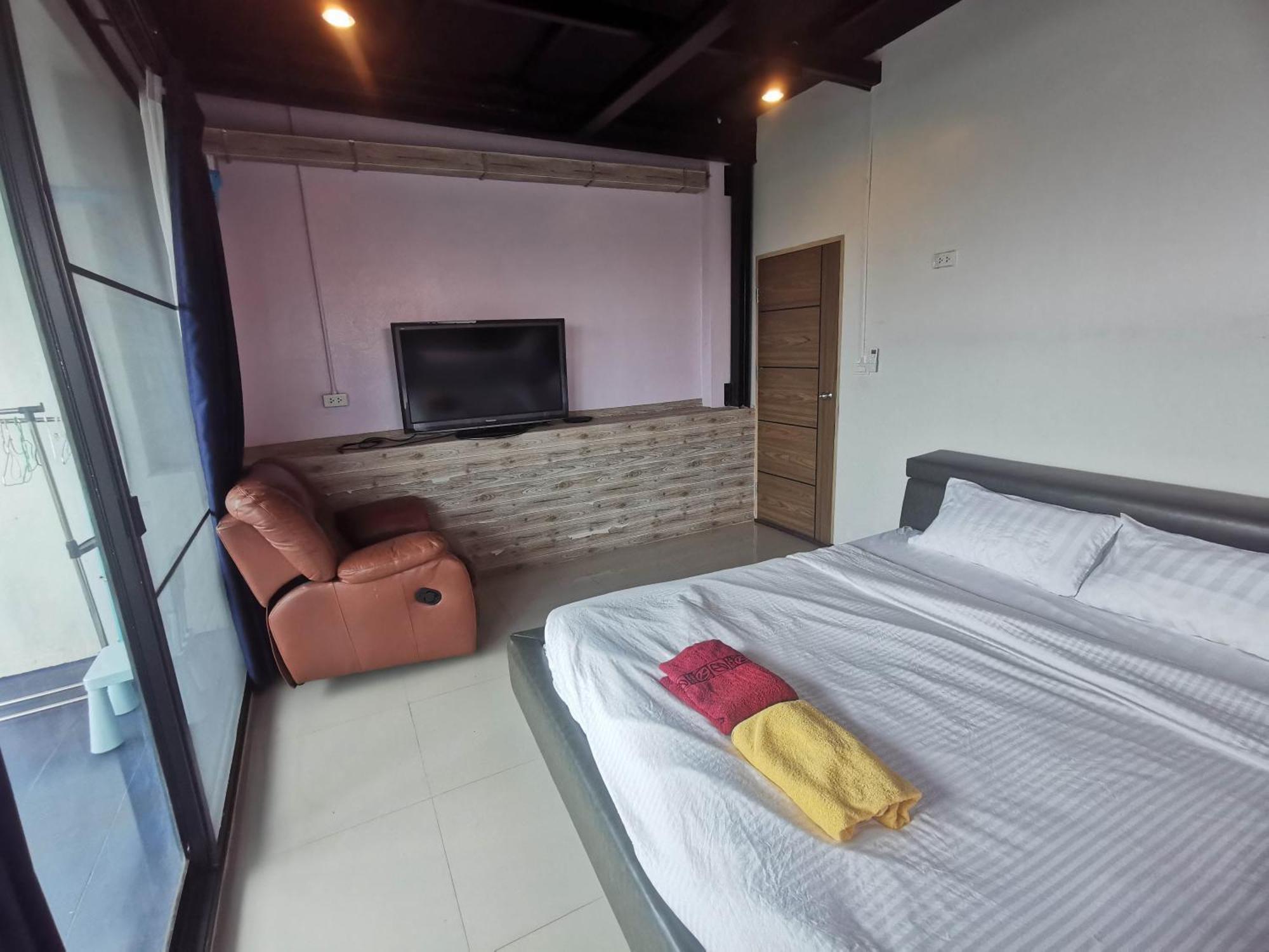 Baan1668 Hometel Near Chinatown One Hostel