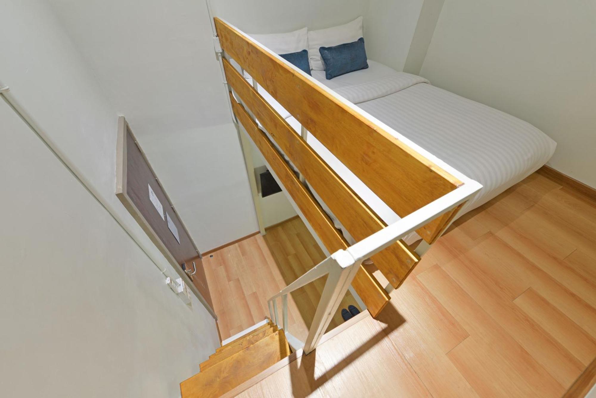 Hotel Bedever Boutique - Bts Phra Khanong Bangkok
