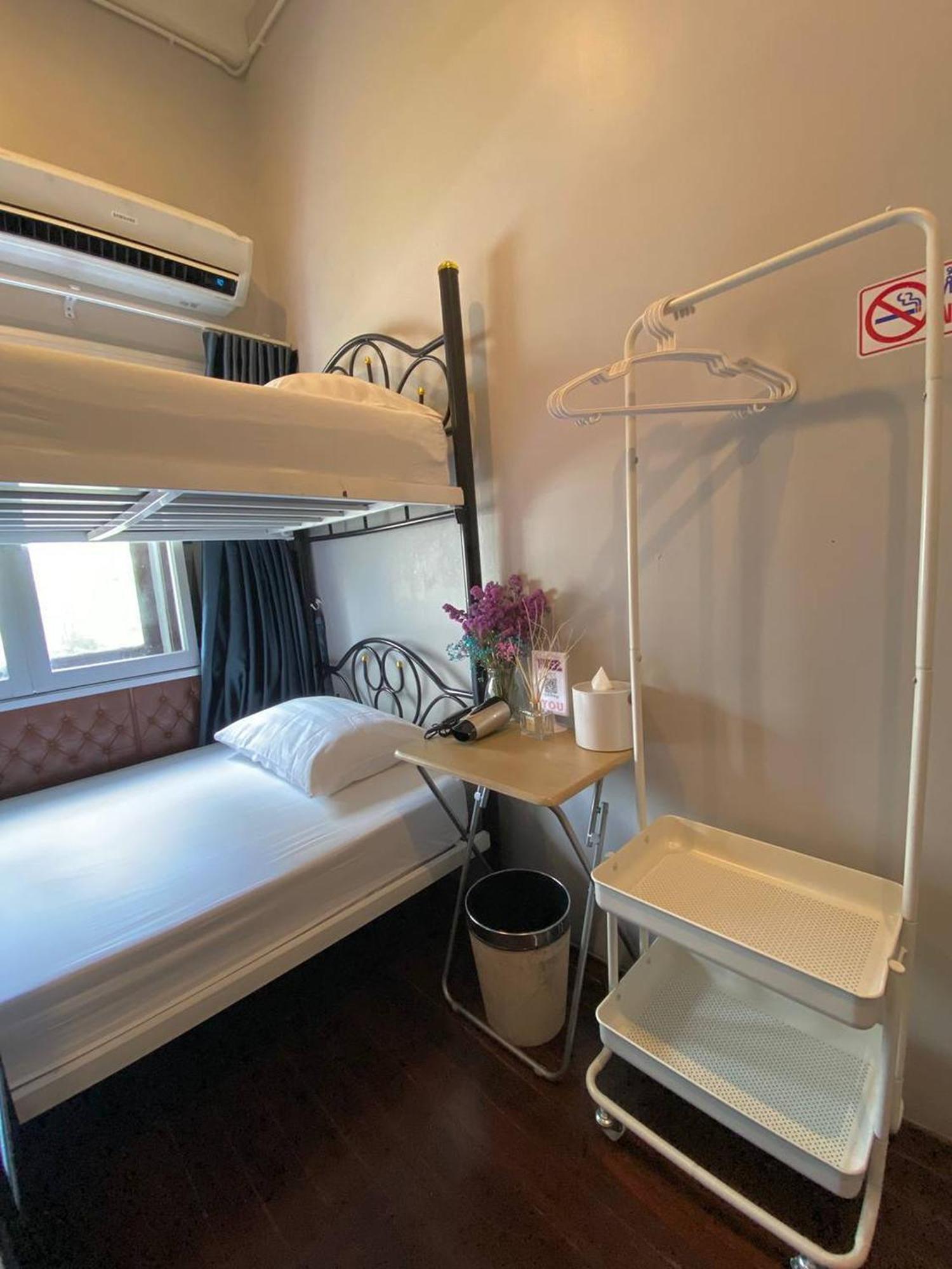 Hostel Lemon Siam Petchaburi Road Bangkok