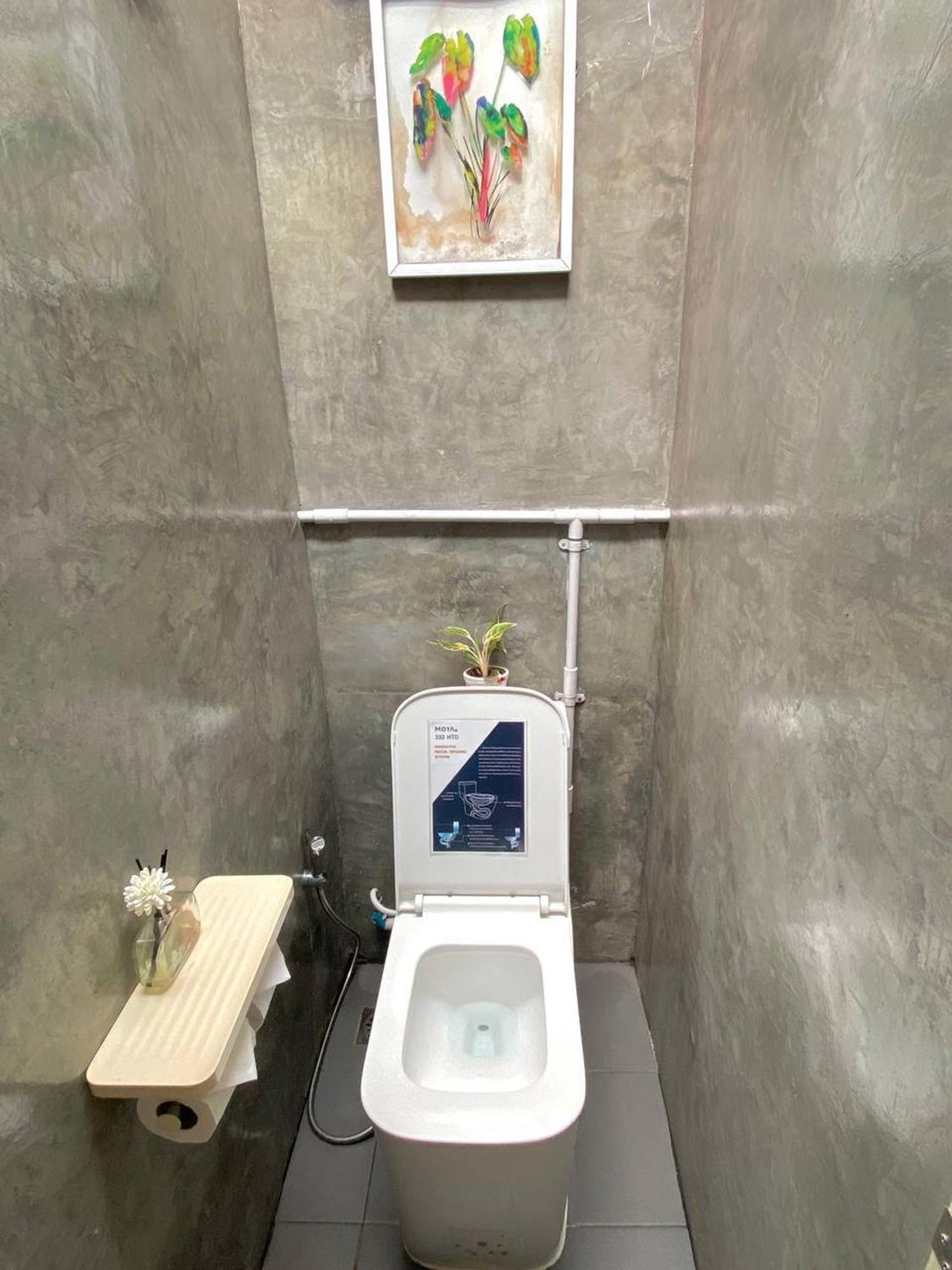 Lemon Siam Petchaburi Road Hostel