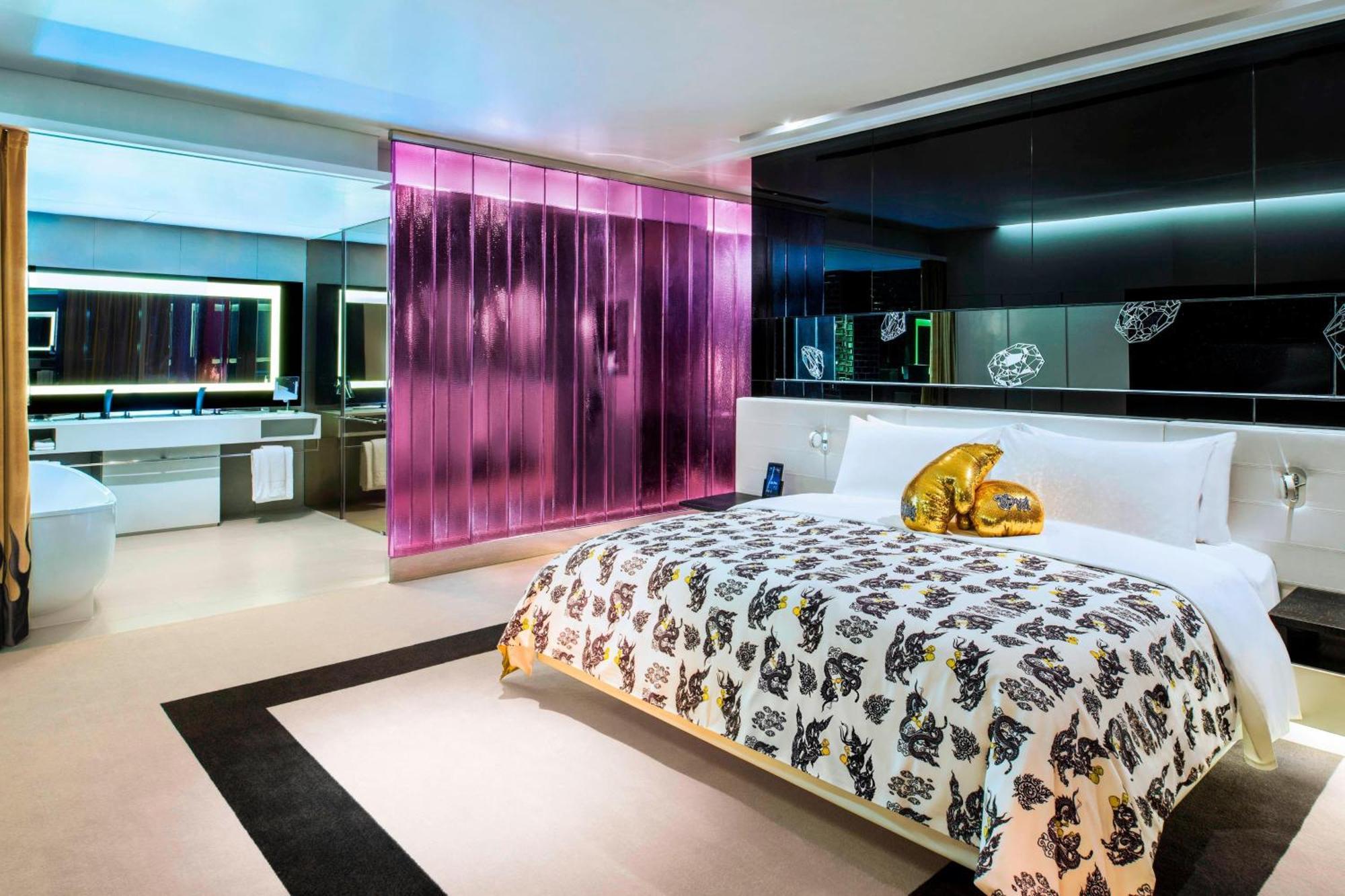 Hotel W 5*