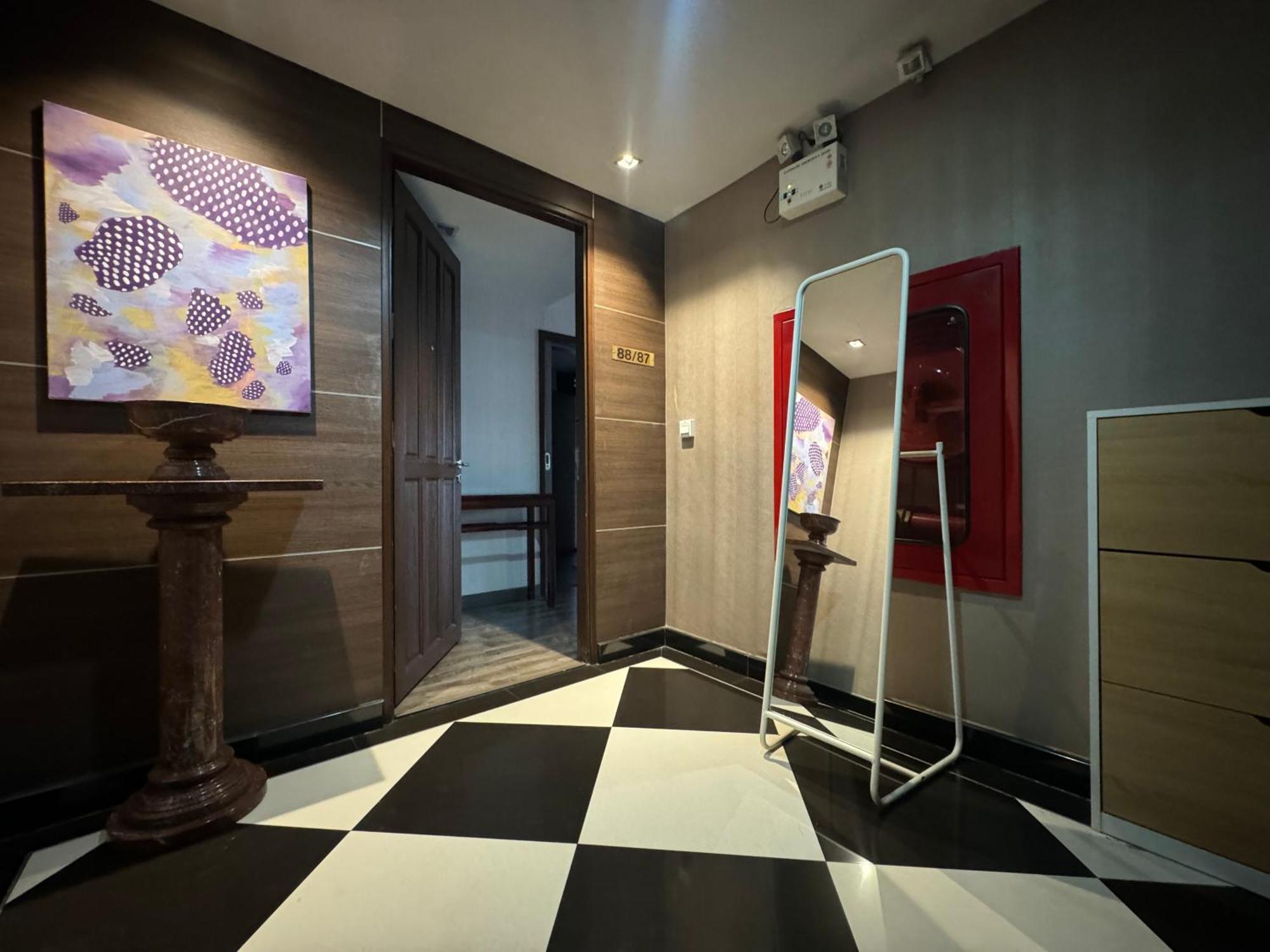 Apartment W8 2 Plus Bedroom Luxury Private Floor Penthouse In Central Bkk Bangkok