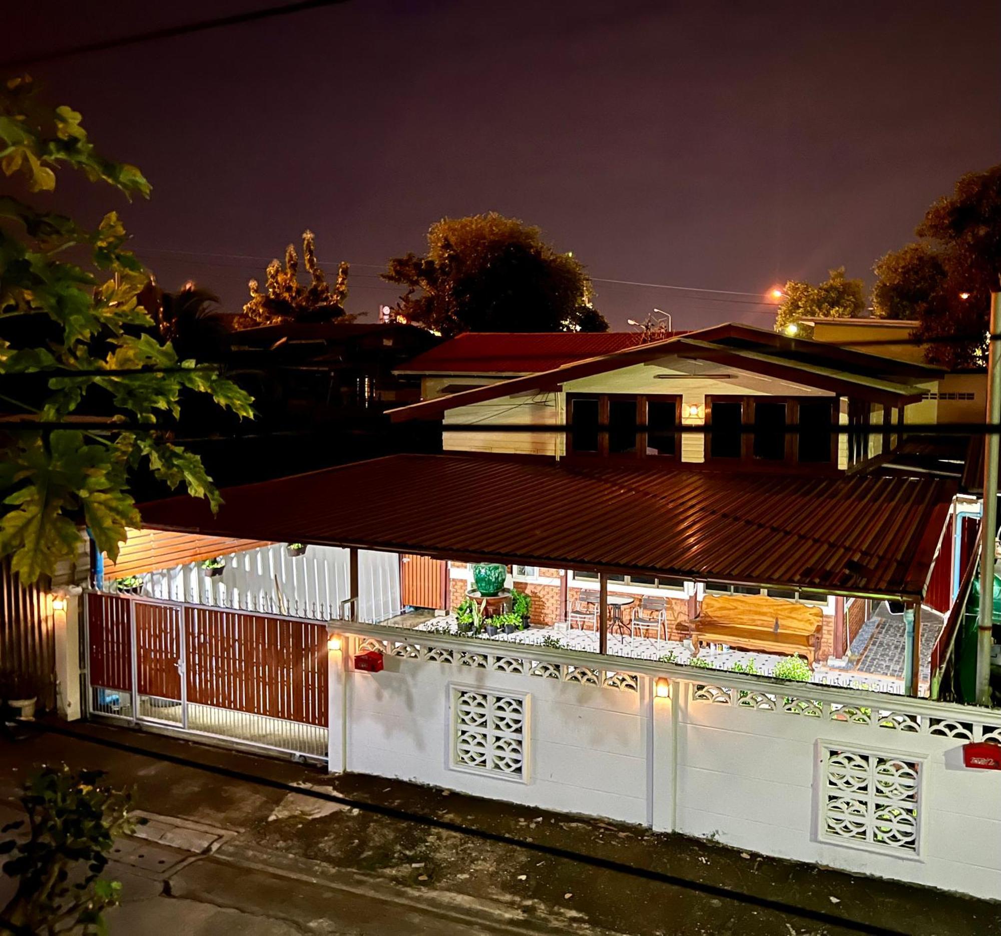 Ken Bangkok