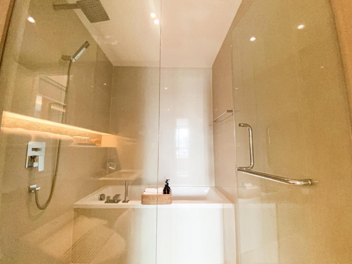 Upscale Living 1br - Ultra Fast Wifi - Phrom Phong Apartment Bangkok