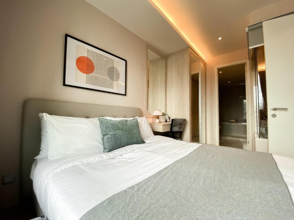 Apartment Upscale Living 1br - Ultra Fast Wifi - Phrom Phong *