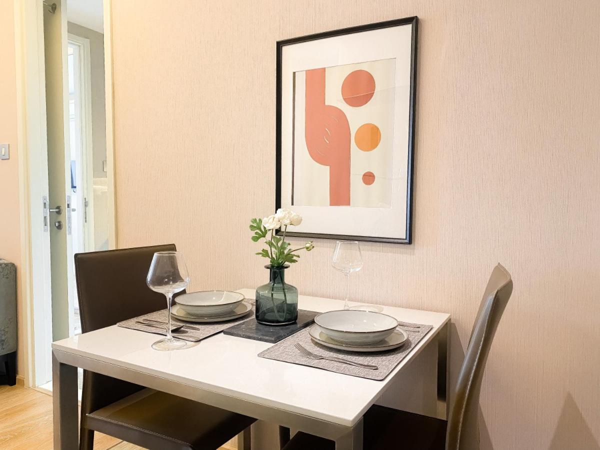 Upscale Living 1br - Ultra Fast Wifi - Phrom Phong