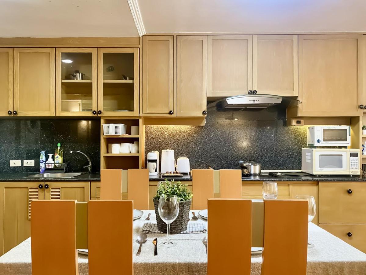Luxury Modern 2br 145 Sqm - Bts Asok - Ultra Fast Wifi Apartment Bangkok