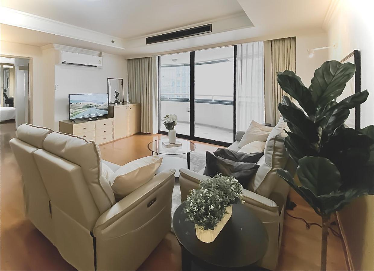 Luxury Modern 2br 145 Sqm - Bts Asok - Ultra Fast Wifi *