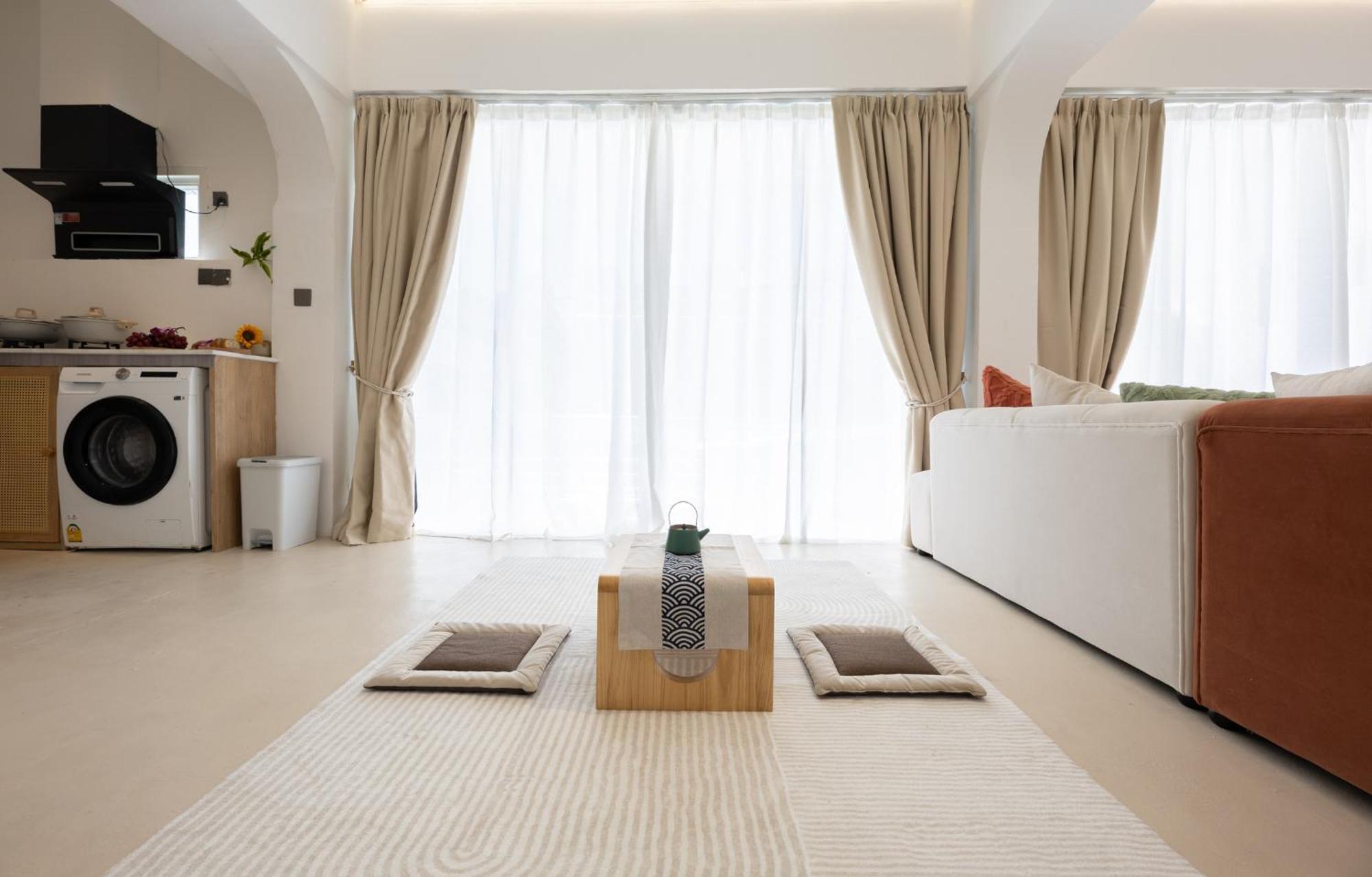 Ratchada Retreat Boutique Apartment