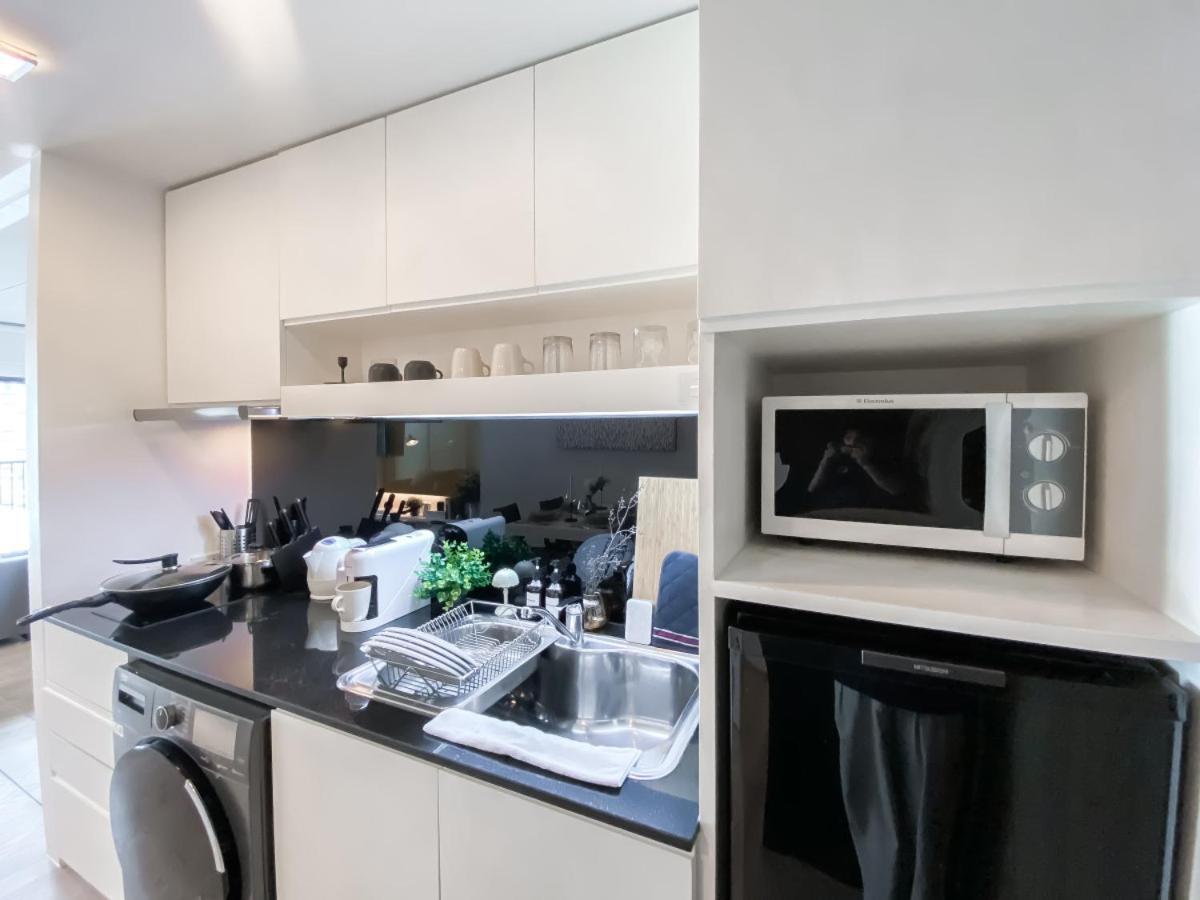 Deluxe 1br Ultra Fast Wifi Bts Thong Lor Apartment Bangkok
