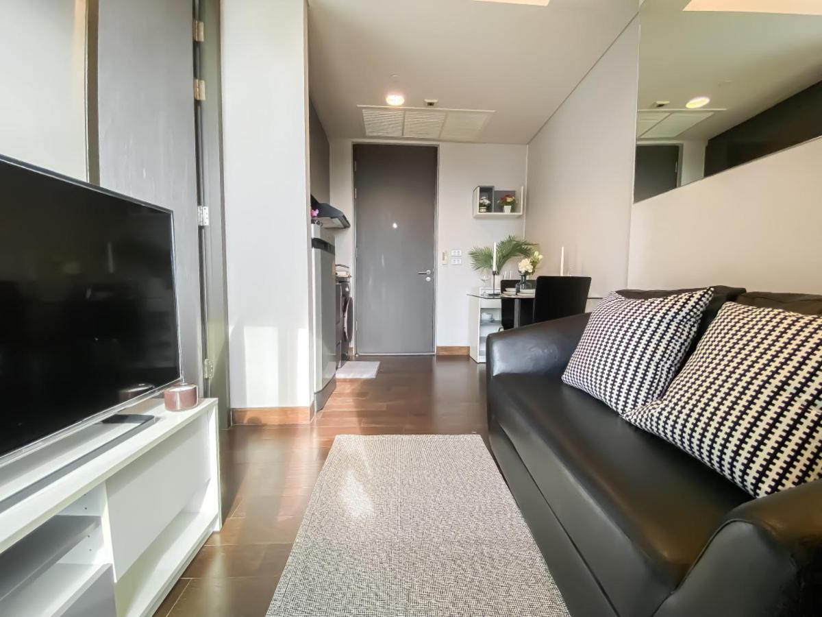 Stylish Riverview 1br - Ultra Fast Wifi - Phrom Phong Apartment