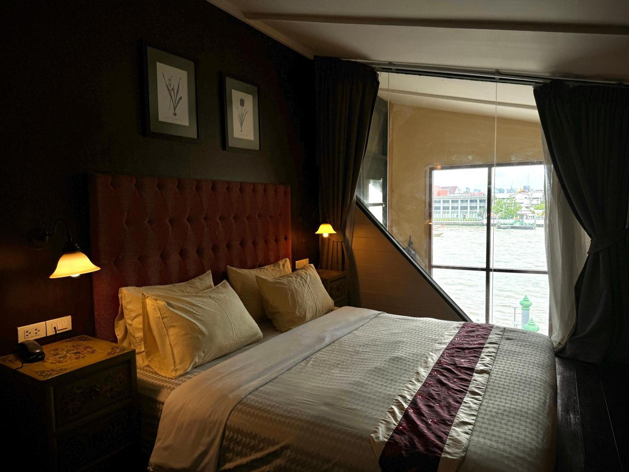 Arun Hotel