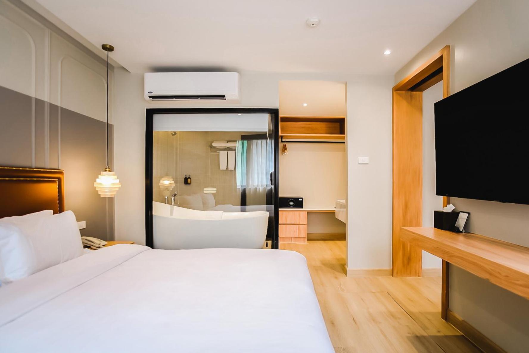 Hotel Thee By Th District 