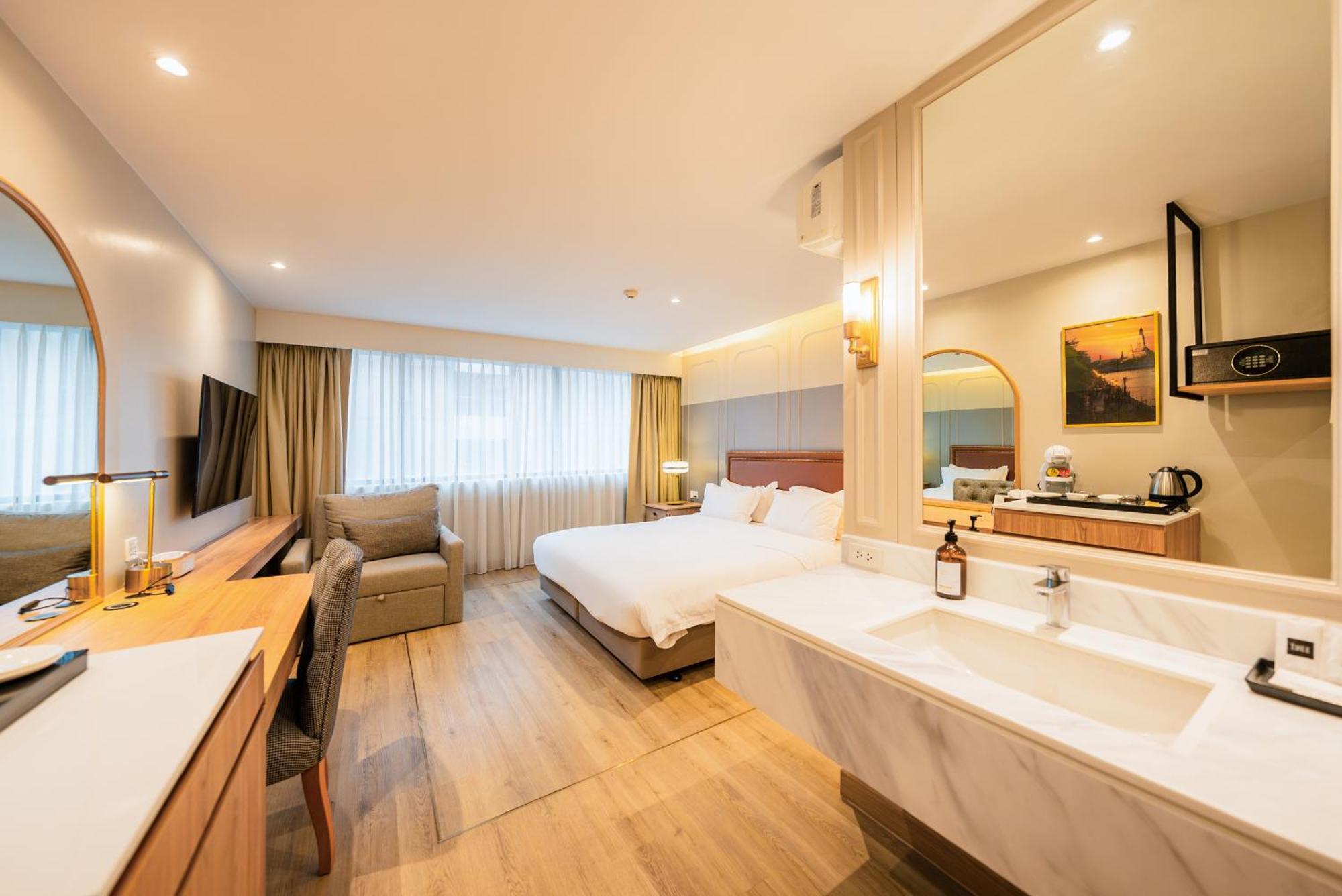 Hotel Thee By Th District 
