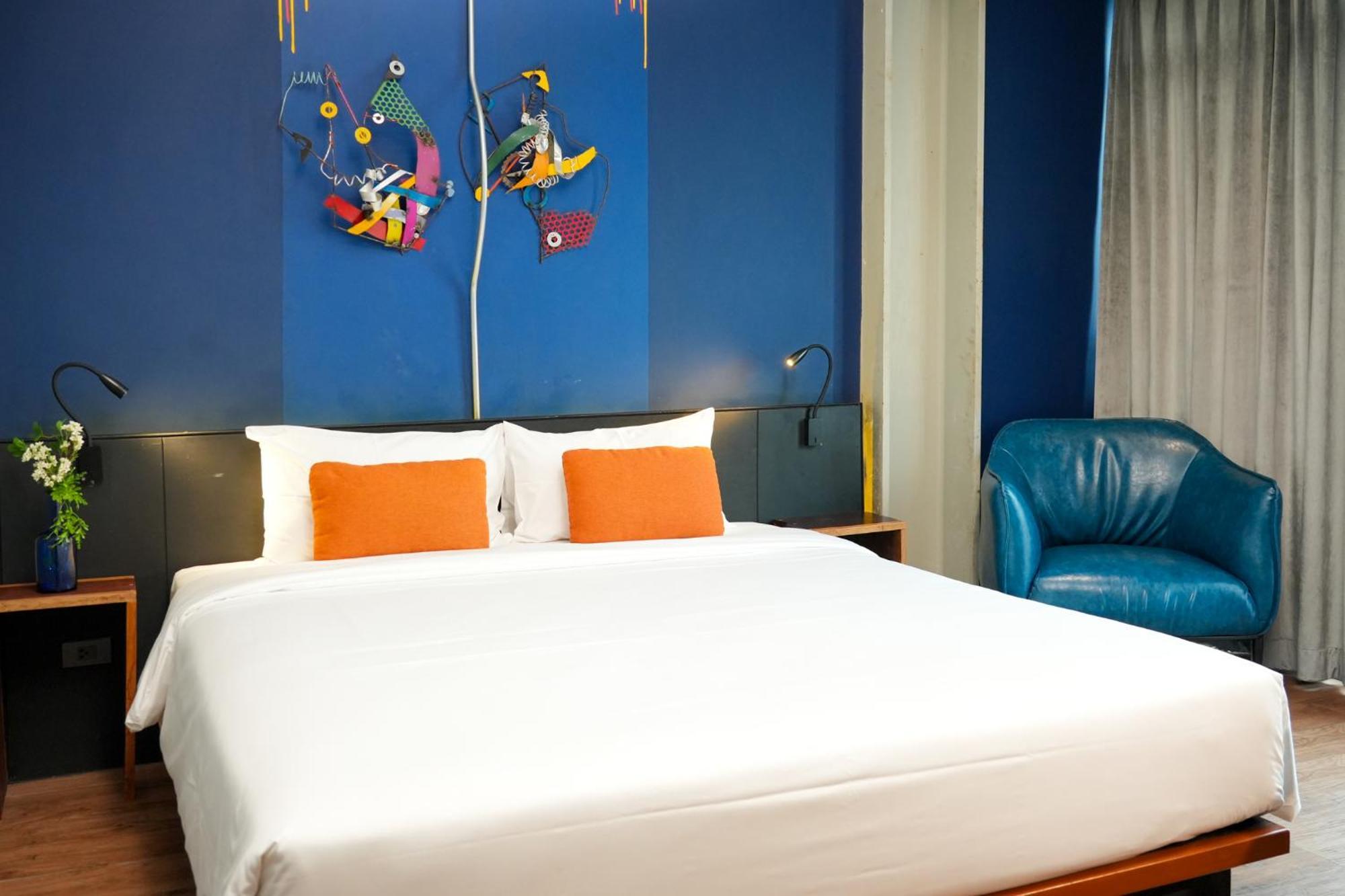 Mestyle Garage Hotel