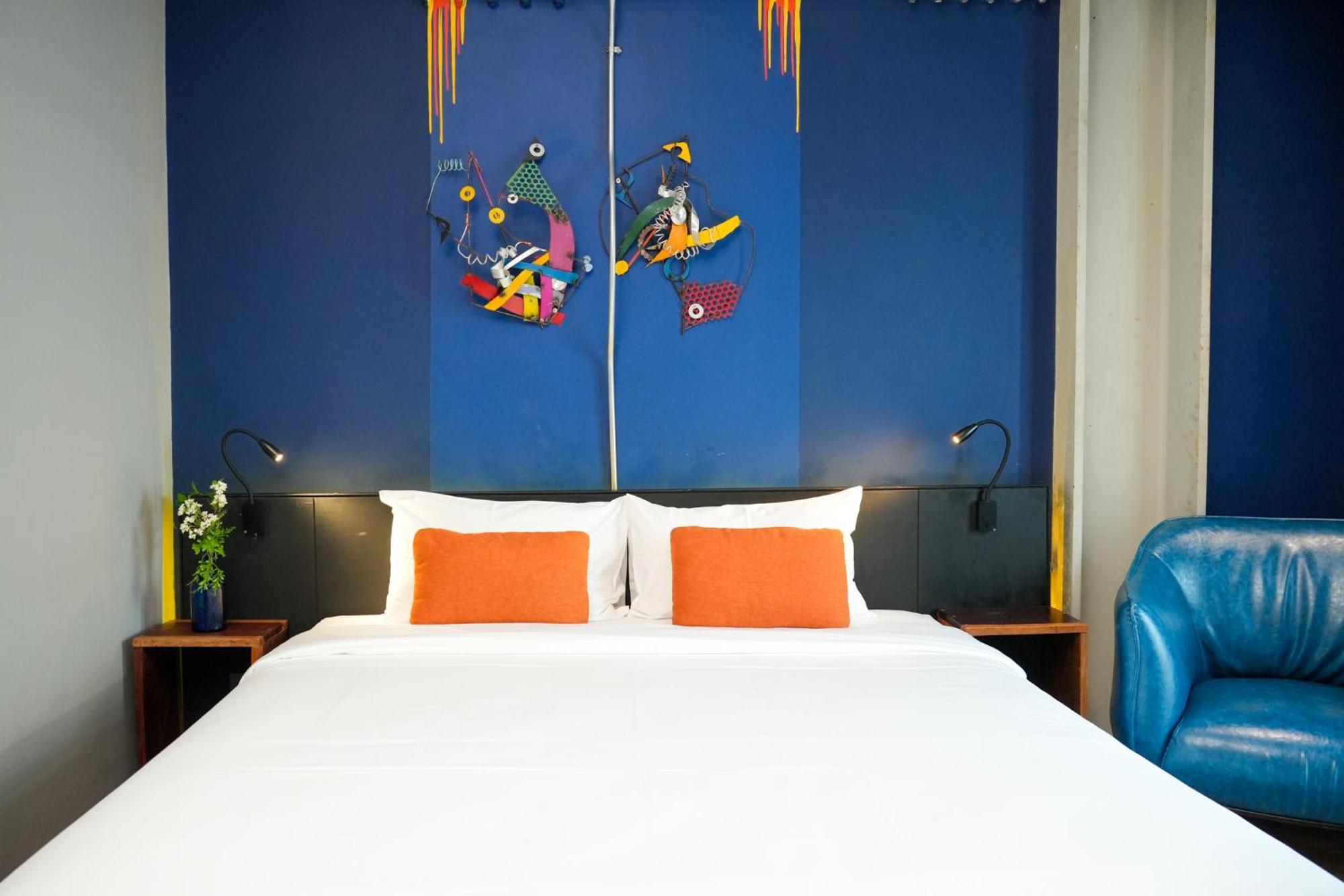Hotel Mestyle Garage
