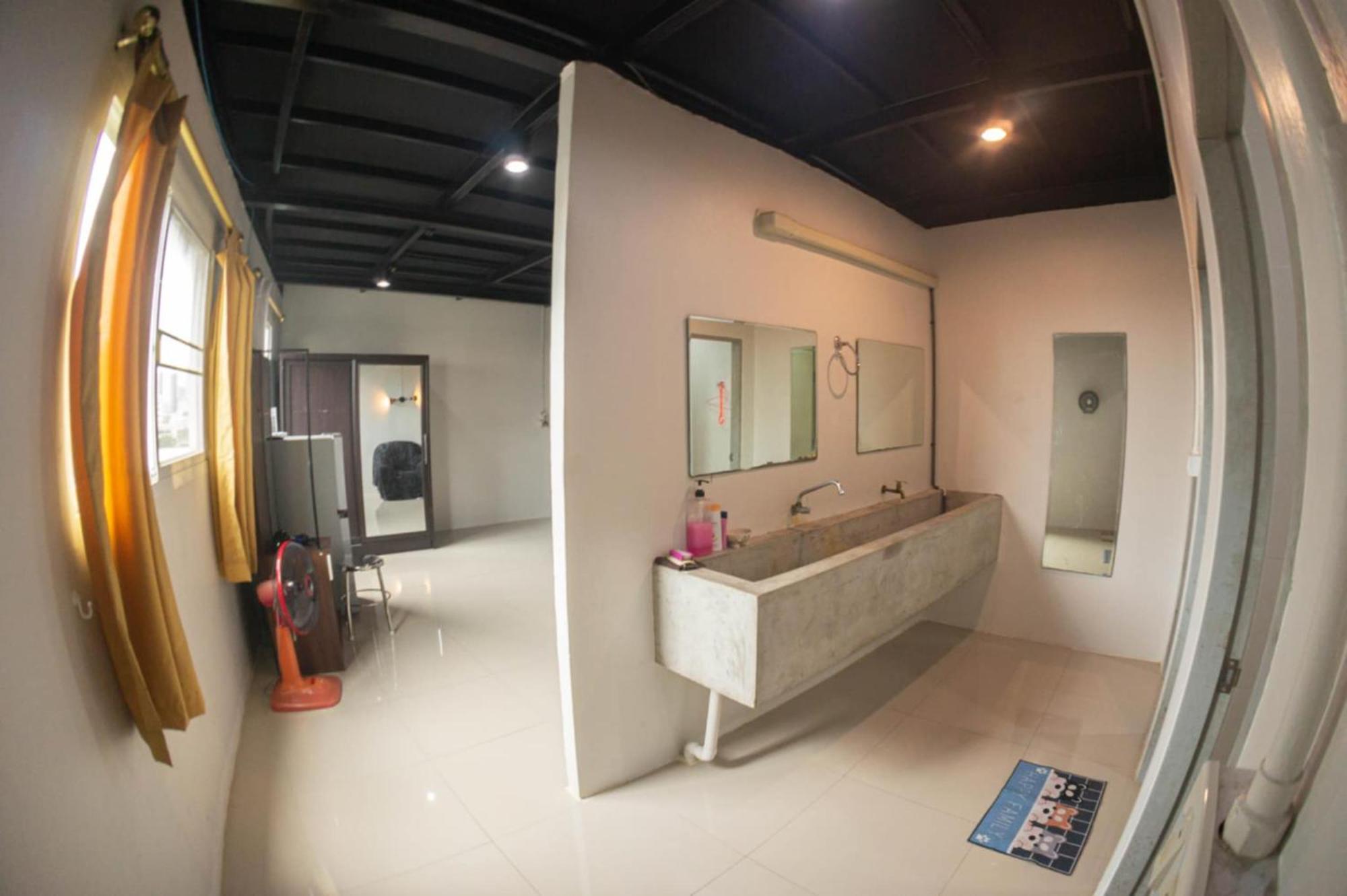 Hostel Baan1668 Hometel Near Chinatown One Bangkok