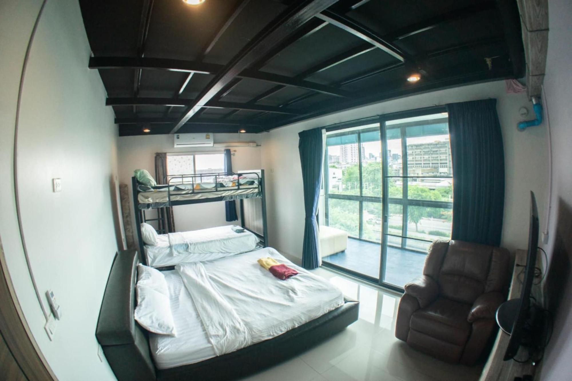 Hostel Baan1668 Hometel Near Chinatown One Bangkok