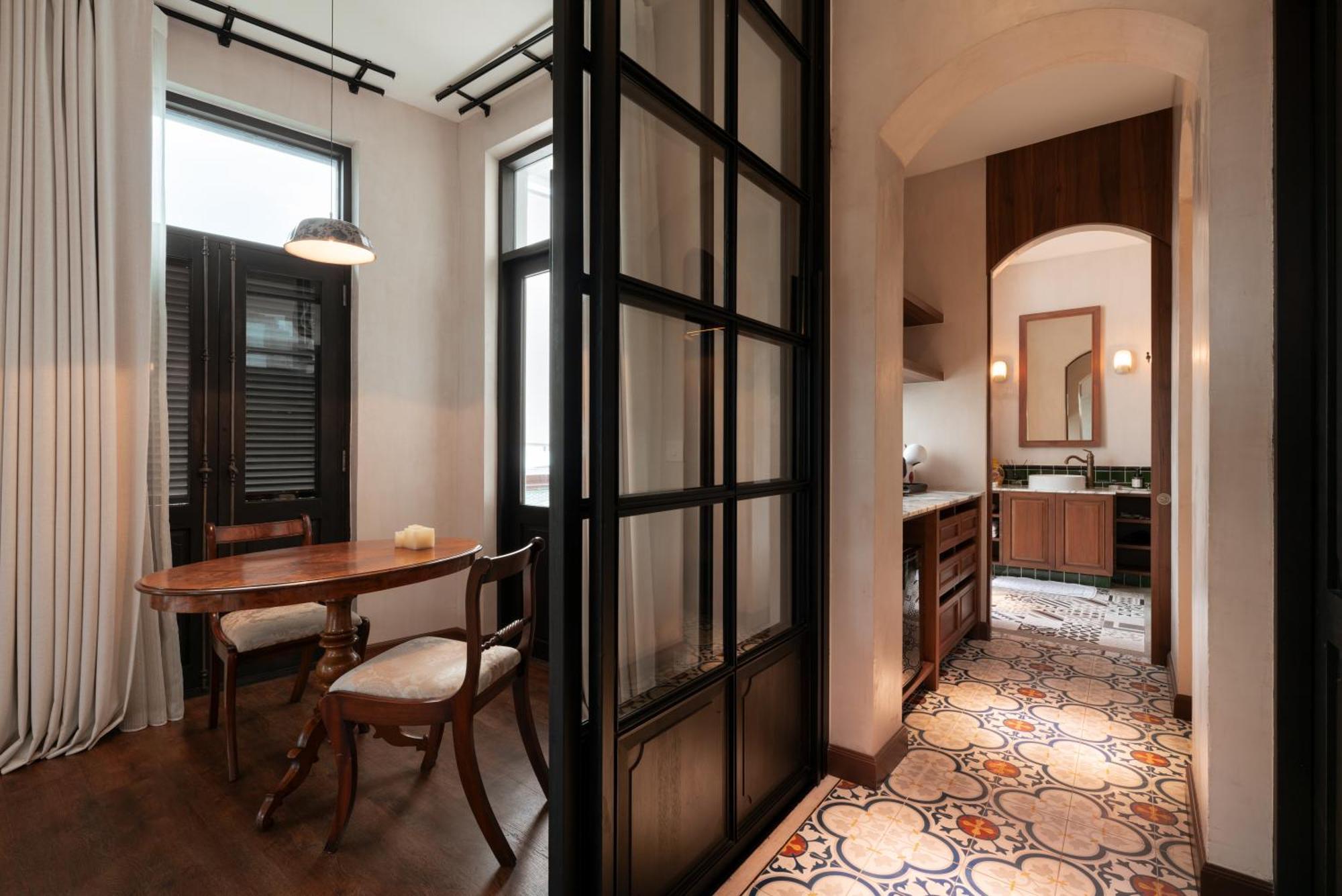 Wanyu Mansion - Boutique Mansion, Sukhumvit 63 Homestay