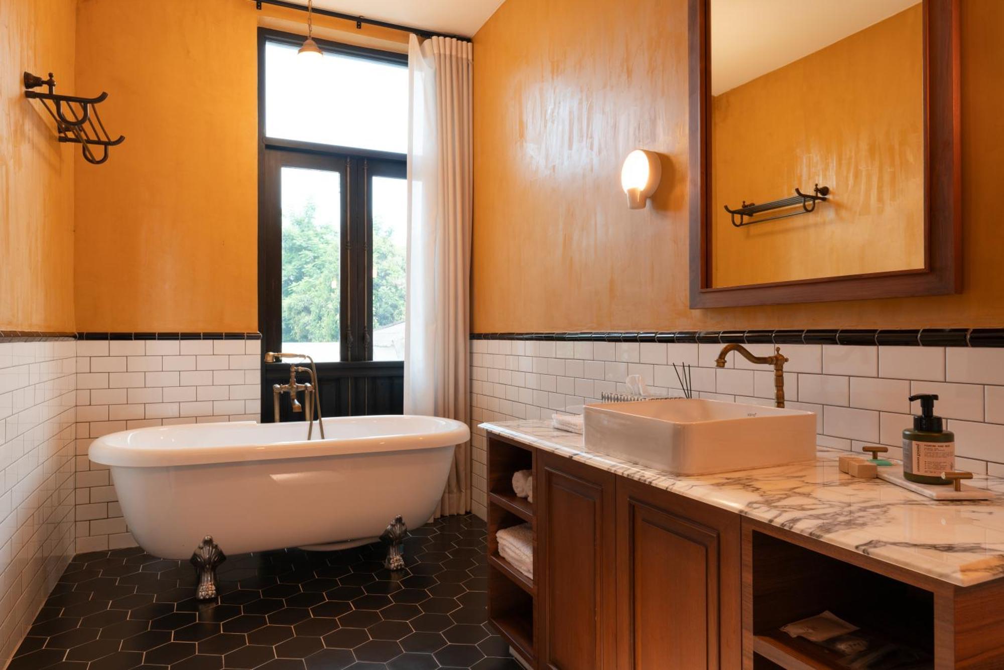 Wanyu Mansion - Boutique Mansion, Sukhumvit 63 *