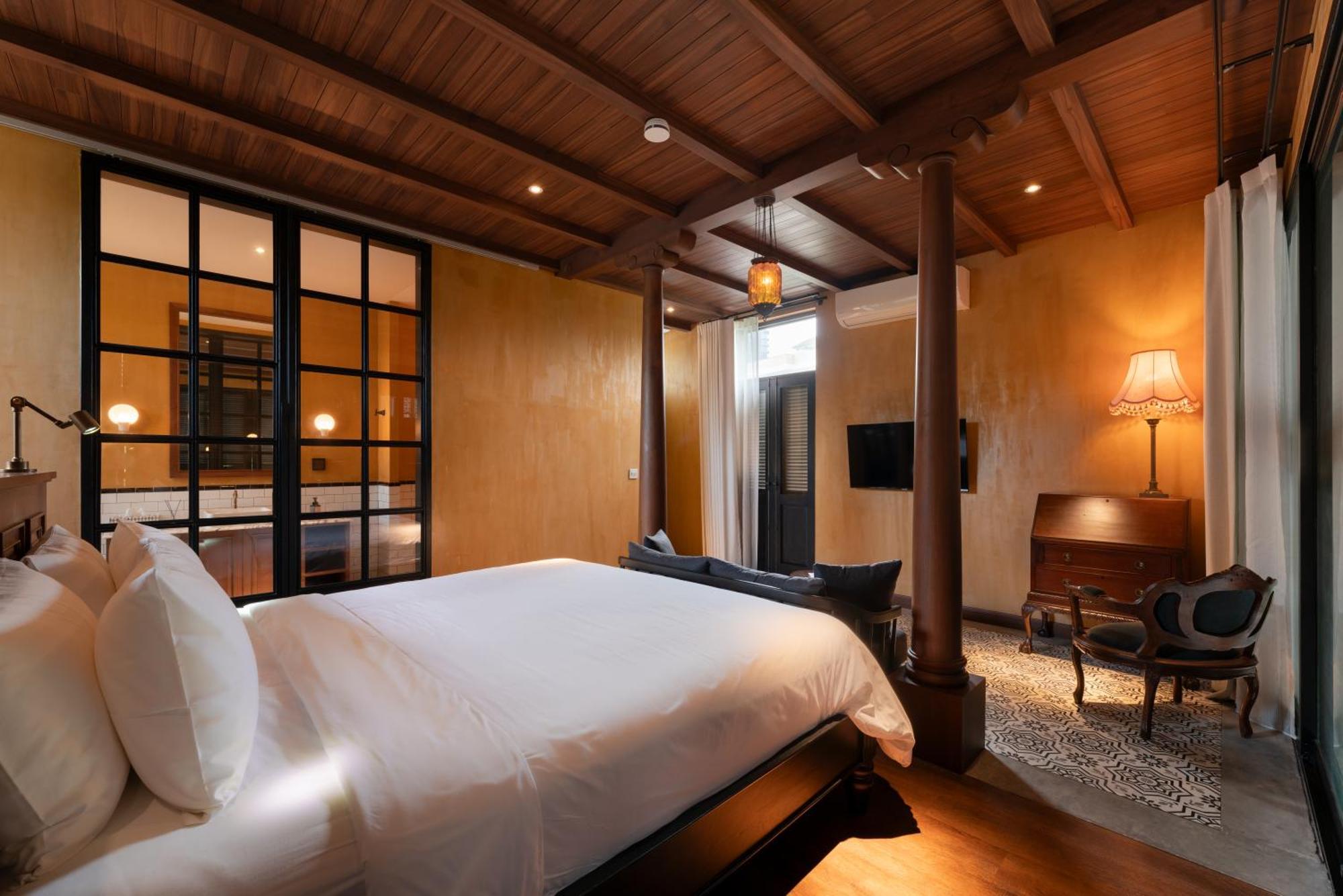 Wanyu Mansion - Boutique Mansion, Sukhumvit 63 Homestay *
