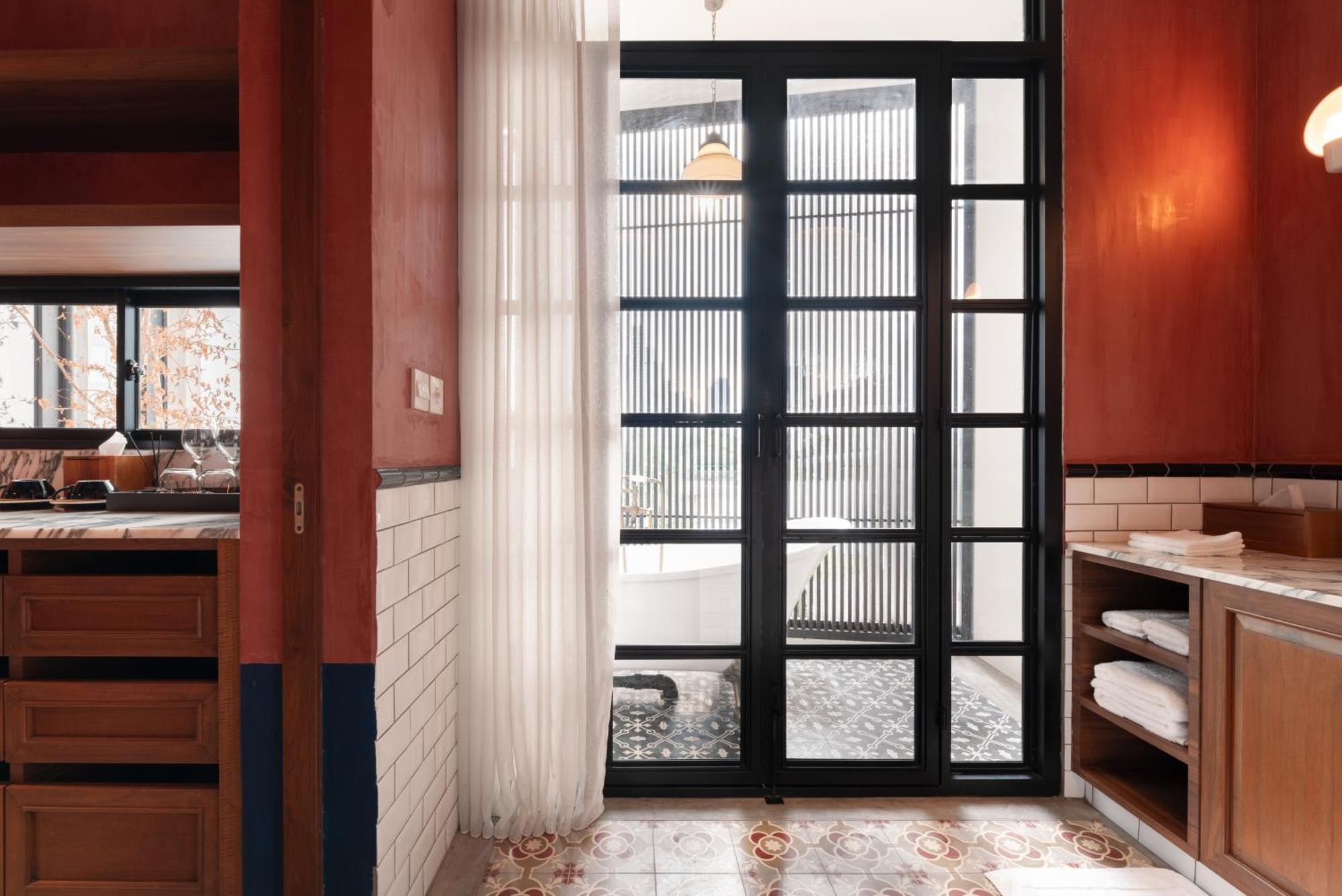 Homestay Wanyu Mansion - Boutique Mansion, Sukhumvit 63 Bangkok