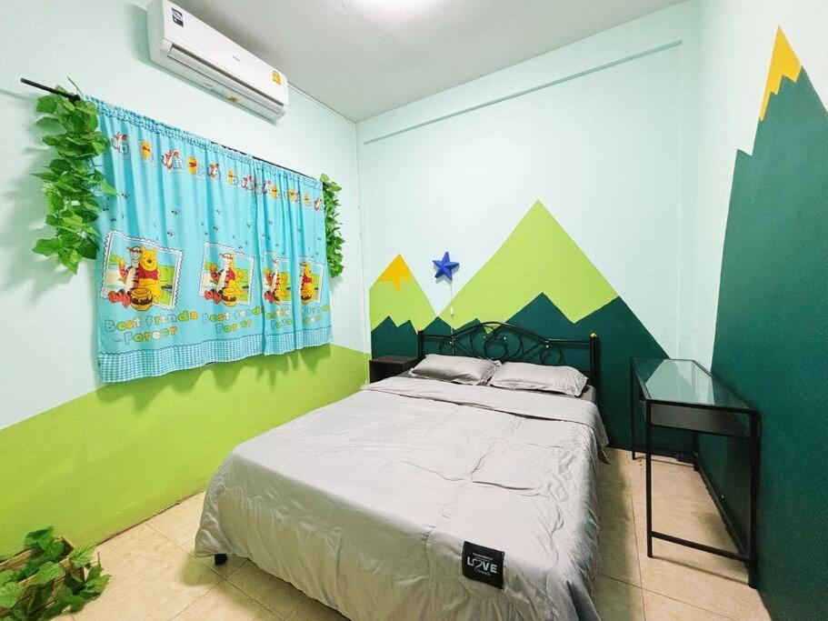 曼谷市中心6卧室3卫舒适联排别墅 Villa Bangkok