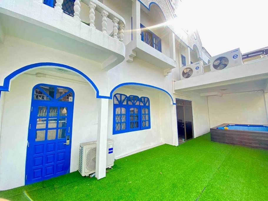 曼谷市中心6卧室3卫舒适联排别墅 Villa Bangkok