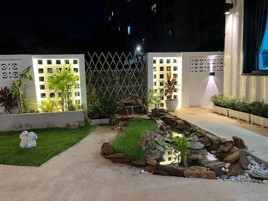 浪漫花园的两卧民宿 独立庭院 近mrt 3 Holiday home *