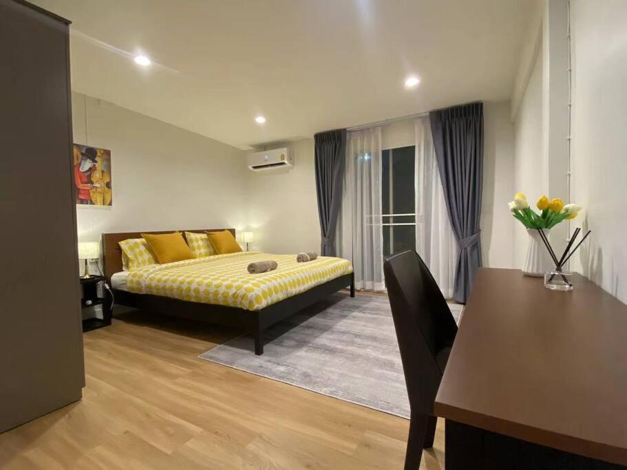 House 2rooms 3beds,mrt Rama9 Villa Bangkok