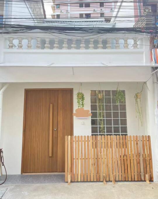 Villa House 2rooms 3beds,mrt Rama9 *