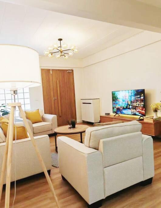 Villa House 2rooms 3beds,mrt Rama9 Bangkok