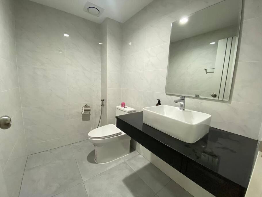 House 2rooms 3beds,mrt Rama9 Bangkok